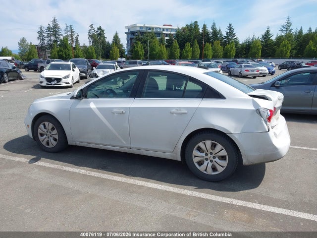 40076119 :رقم المزاد ، 1G1PC5SB8F7251911 vin ، 2015 Chevrolet Cruze مزاد بيع