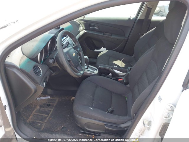 40076119 :رقم المزاد ، 1G1PC5SB8F7251911 vin ، 2015 Chevrolet Cruze مزاد بيع