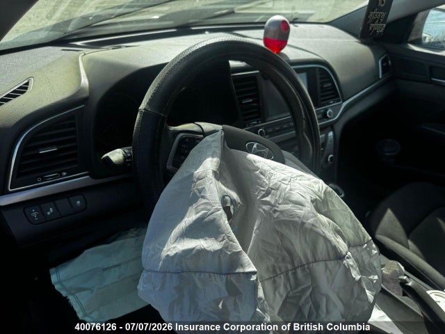 40076126 :رقم المزاد ، KMHD84LF7HU396400 vin ، 2017 Hyundai Elantra Se/value/limited مزاد بيع