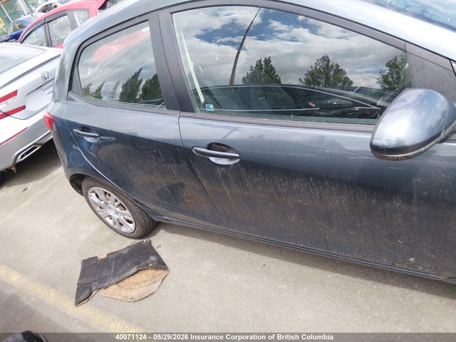 2011 Mazda Mazda2 მანქანა იყიდება აუქციონზე, vin: JM1DE1HY3B0127573, აუქციონის ნომერი: 40071124