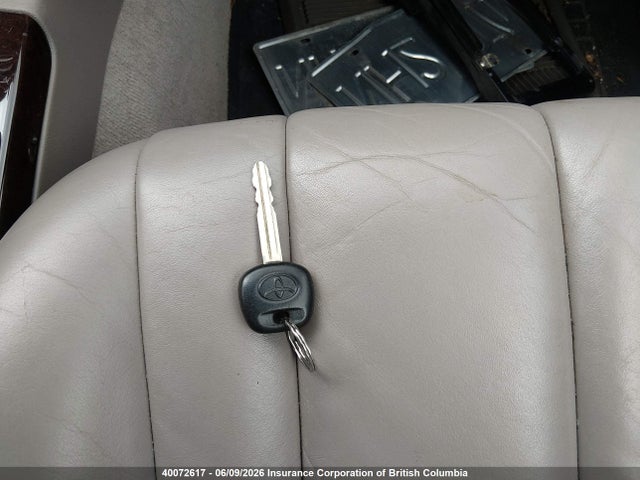 1999 Toyota Avalon Xl/xls მანქანა იყიდება აუქციონზე, vin: 4T1BF18B2XU352353, აუქციონის ნომერი: 40072617