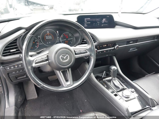 2021 Mazda 3 Premium მანქანა იყიდება აუქციონზე, vin: JM1BPBDL7M1349225, აუქციონის ნომერი: 40071460
