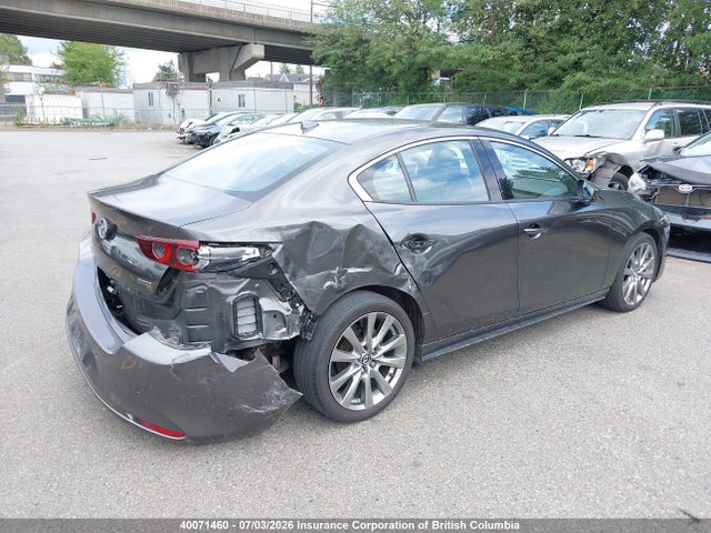 2021 Mazda 3 Premium მანქანა იყიდება აუქციონზე, vin: JM1BPBDL7M1349225, აუქციონის ნომერი: 40071460