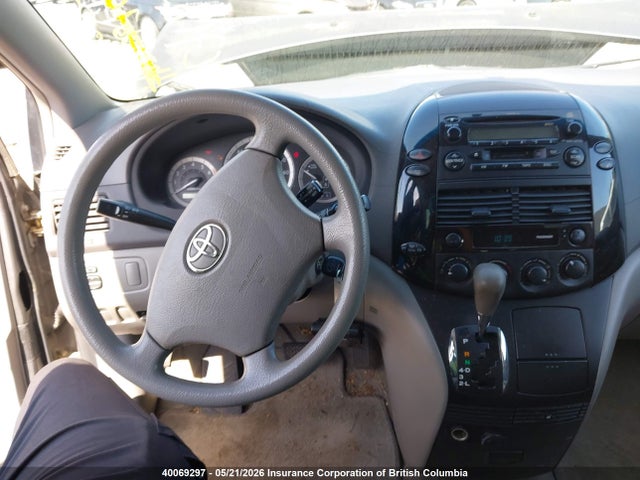 2004 Toyota Sienna Ce მანქანა იყიდება აუქციონზე, vin: 5TDZA29C24S048440, აუქციონის ნომერი: 40069297