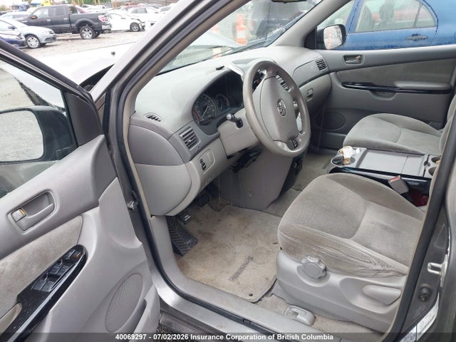 2004 Toyota Sienna Ce მანქანა იყიდება აუქციონზე, vin: 5TDZA29C24S048440, აუქციონის ნომერი: 40069297