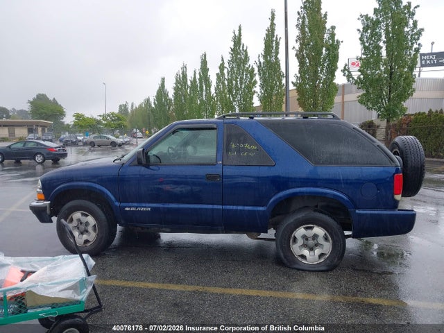 40076178 :رقم المزاد ، 1GNCT18WX1K103507 vin ، 2001 Chevrolet Blazer مزاد بيع