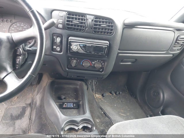 Продаж на аукціоні авто 2001 Chevrolet Blazer, vin: 1GNCT18WX1K103507, номер лоту: 40076178