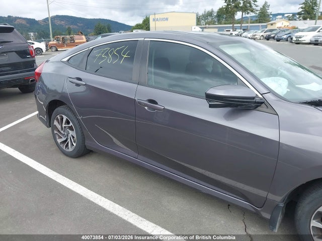 Продаж на аукціоні авто 2018 Honda Civic Ex, vin: 2HGFC2F89JH018568, номер лоту: 40073854