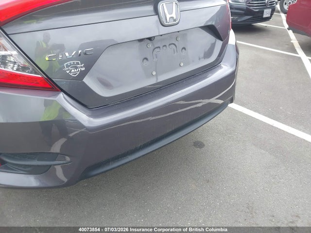 Продаж на аукціоні авто 2018 Honda Civic Ex, vin: 2HGFC2F89JH018568, номер лоту: 40073854