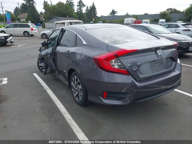 Продаж на аукціоні авто 2018 Honda Civic Ex, vin: 2HGFC2F89JH018568, номер лоту: 40073854