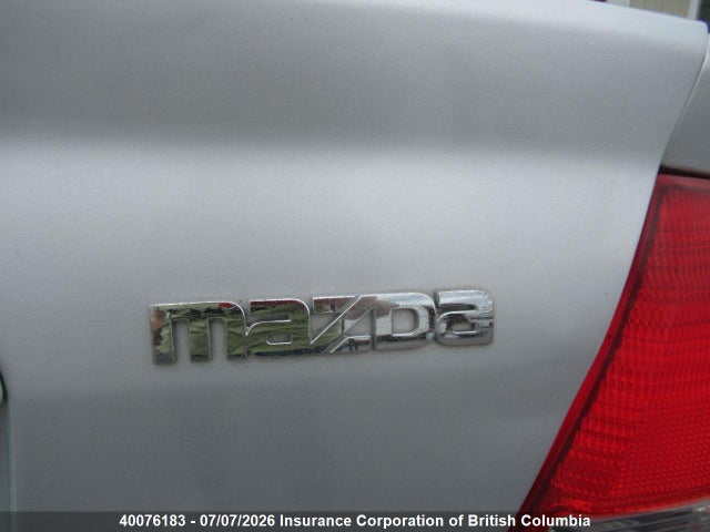 Продажа на аукционе авто 2000 Mazda 323, vin: JM1BJ2220Y0238619, номер лота: 40076183