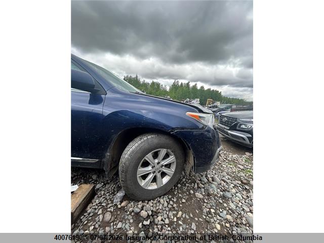 2012 Toyota Highlander Se მანქანა იყიდება აუქციონზე, vin: 5TDBK3EH4CS121778, აუქციონის ნომერი: 40076190