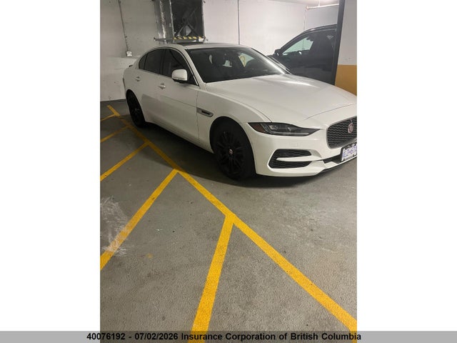 Jaguar Xe Landmark 2020 SAJAP4FX0LCP64303 Image 1