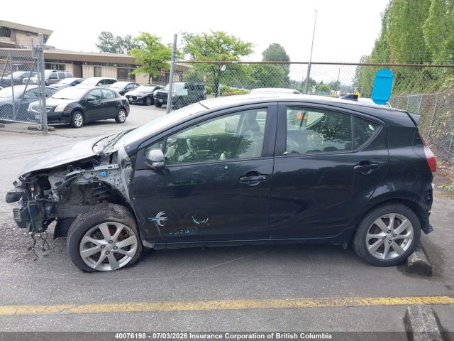 Toyota Prius 2016 JTDKDTB35G1127451 Image 15