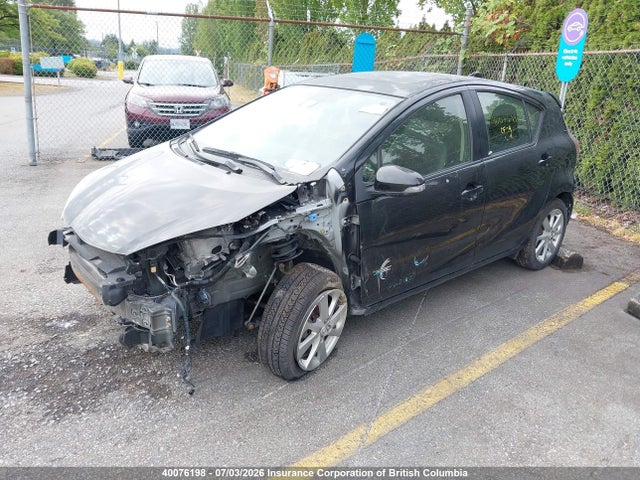 Toyota Prius 2016 JTDKDTB35G1127451 Image 2