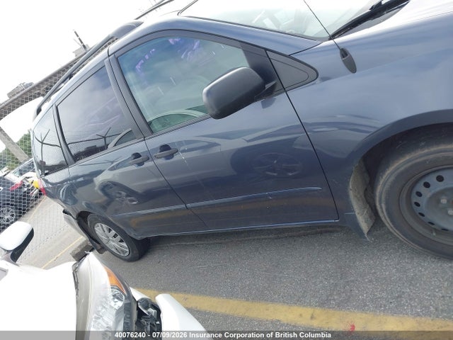 2006 Toyota Sienna Ce მანქანა იყიდება აუქციონზე, vin: 5TDZA29C86S506386, აუქციონის ნომერი: 40076240