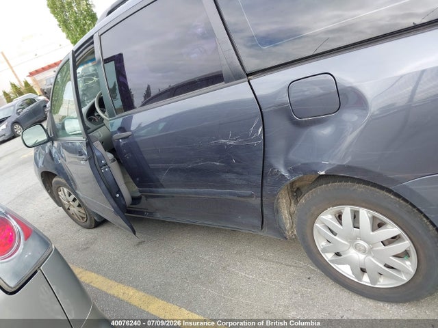 2006 Toyota Sienna Ce მანქანა იყიდება აუქციონზე, vin: 5TDZA29C86S506386, აუქციონის ნომერი: 40076240