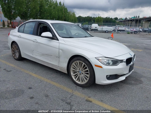 40076247 :رقم المزاد ، WBA3B3C58DF537070 vin ، 2013 Bmw 328i مزاد بيع