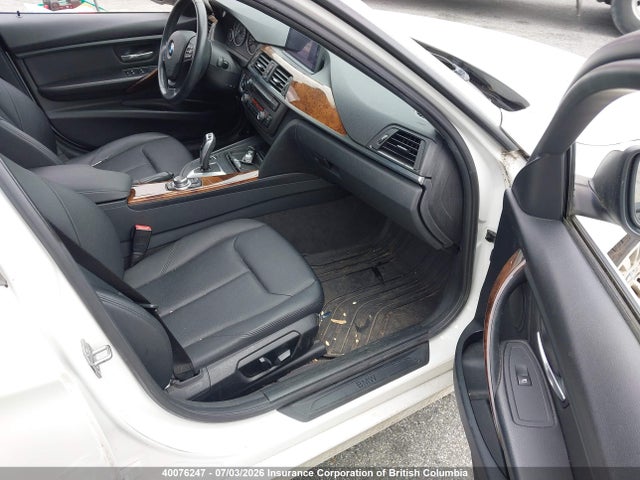 2013 Bmw 328i მანქანა იყიდება აუქციონზე, vin: WBA3B3C58DF537070, აუქციონის ნომერი: 40076247