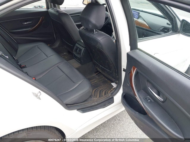 2013 Bmw 328i მანქანა იყიდება აუქციონზე, vin: WBA3B3C58DF537070, აუქციონის ნომერი: 40076247