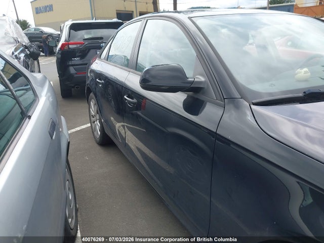 Продажа на аукционе авто 2012 Audi A4, vin: WAUBFCFL3CN015249, номер лота: 40076269