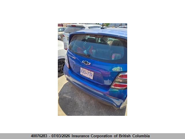 40076283 :رقم المزاد ، 1G1JD6SB4J4106612 vin ، 2018 Chevrolet Sonic مزاد بيع