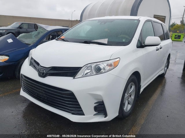 2019 Toyota Sienna მანქანა იყიდება აუქციონზე, vin: 5TDZZ3DCXKS005077, აუქციონის ნომერი: 40070349