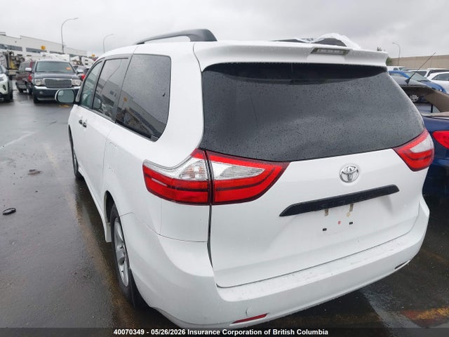 Aukcja sprzedaży 2019 Toyota Sienna, vin: 5TDZZ3DCXKS005077, numer aukcji: 40070349