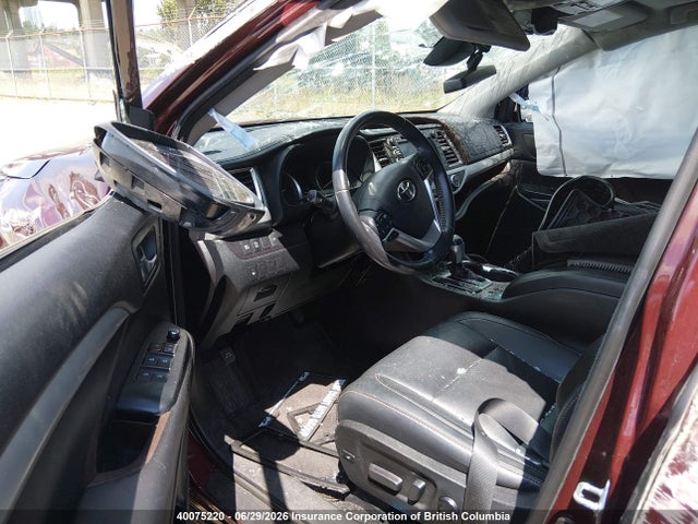 2018 Toyota Highlander Se/xle მანქანა იყიდება აუქციონზე, vin: 5TDJZRFH7JS869219, აუქციონის ნომერი: 40075220