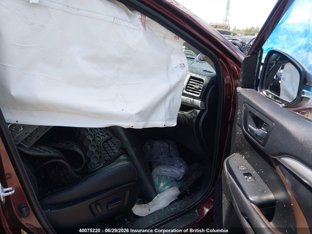 2018 Toyota Highlander Se/xle მანქანა იყიდება აუქციონზე, vin: 5TDJZRFH7JS869219, აუქციონის ნომერი: 40075220
