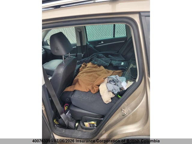 Продажа на аукционе авто 2015 Volkswagen Tiguan Comfortline/highline/special Edition/trendline, vin: WVGJV7AX7FW000959, номер лота: 40076339