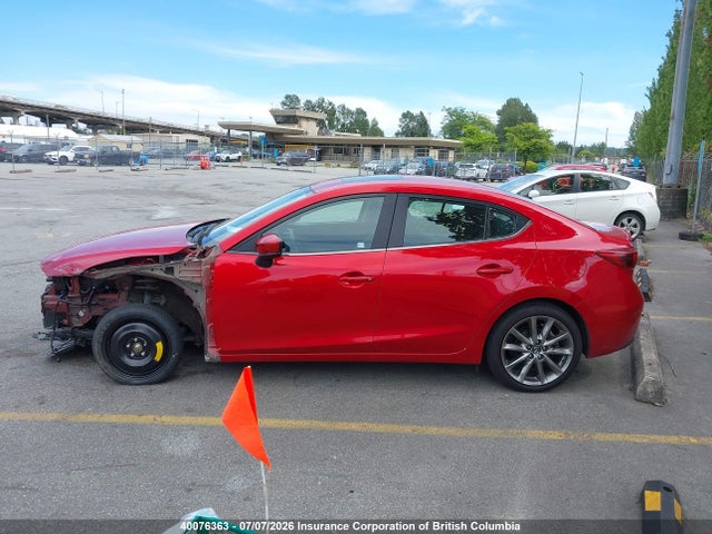 3MZBN1W35JM254624 Mazda 3 Grand Touring