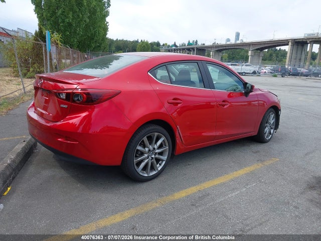 3MZBN1W35JM254624 Mazda 3 Grand Touring