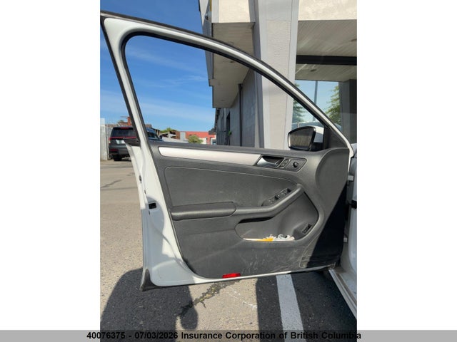 40076375 :رقم المزاد ، 3VW267AJ6GM225275 vin ، 2016 Volkswagen Jetta مزاد بيع