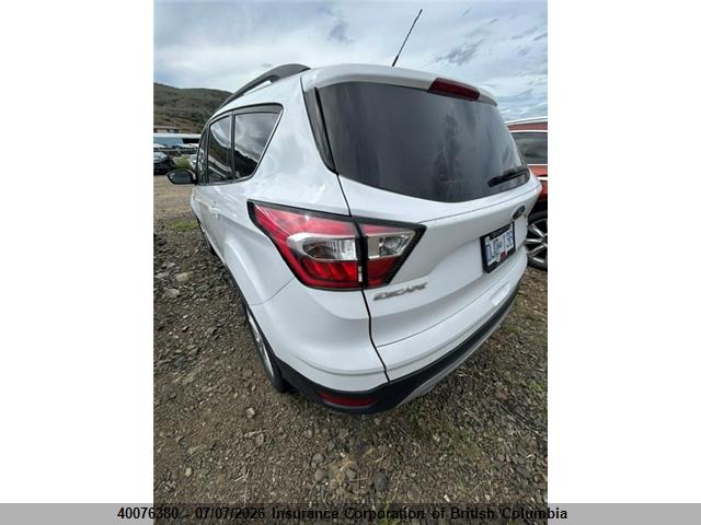 40076380 :رقم المزاد ، 1FMCU9GD1JUB32706 vin ، 2018 Ford Escape Se مزاد بيع
