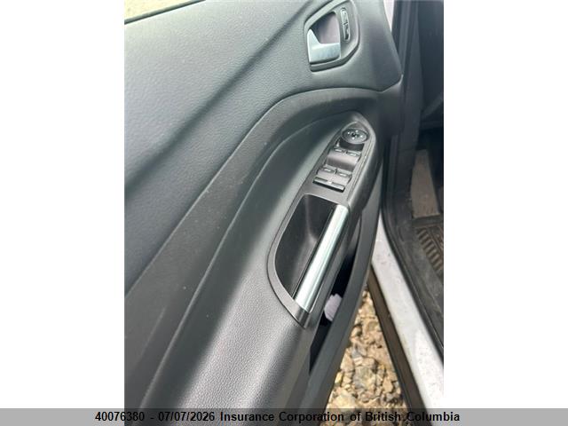 Ford ESCAPE SE 2018 1FMCU9GD1JUB32706 Image 8