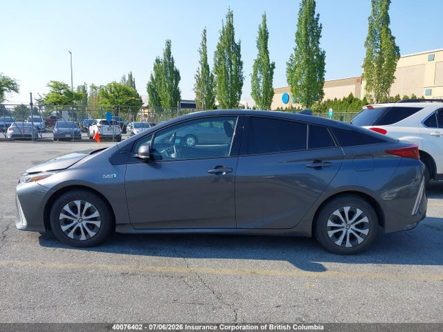 Продажа на аукционе авто 2020 Toyota Prius, vin: JTDKARFP7L3120265, номер лота: 40076402