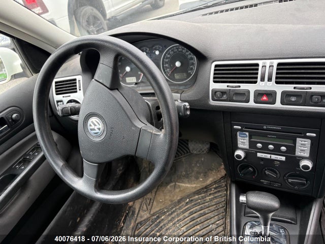 Продажа на аукционе авто 2008 Volkswagen Jetta, vin: 3VWTK49MX8M608411, номер лота: 40076418