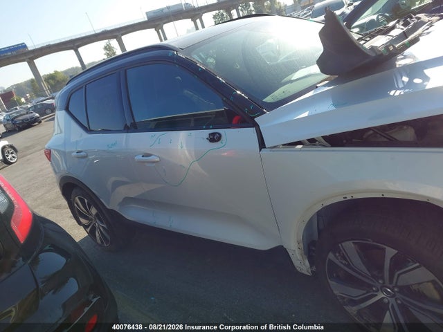 YV4ED3UR4N2709866 Volvo XC40