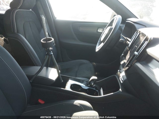 YV4ED3UR4N2709866 Volvo XC40