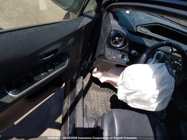 2016 Toyota Prius C მანქანა იყიდება აუქციონზე, vin: JTDKDTB3XG1589102, აუქციონის ნომერი: 40069461