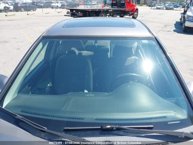 2005 Honda Civic მანქანა იყიდება აუქციონზე, vin: 2HGES16615H027701, აუქციონის ნომერი: 40076489