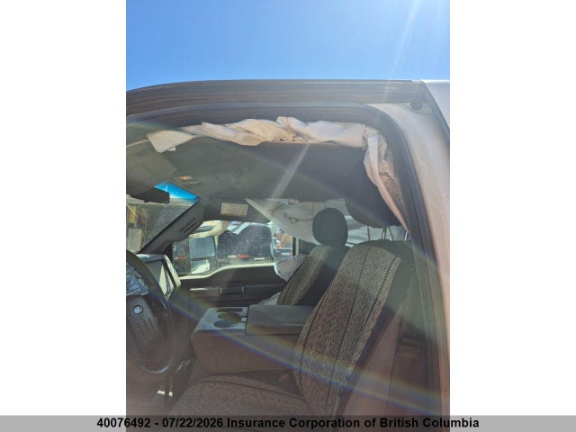 40076492 :رقم المزاد ، 1FT8W3B68FEA55036 vin ، 2015 Ford F350 مزاد بيع