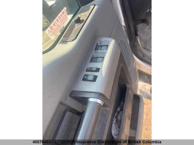 40076492 :رقم المزاد ، 1FT8W3B68FEA55036 vin ، 2015 Ford F350 مزاد بيع
