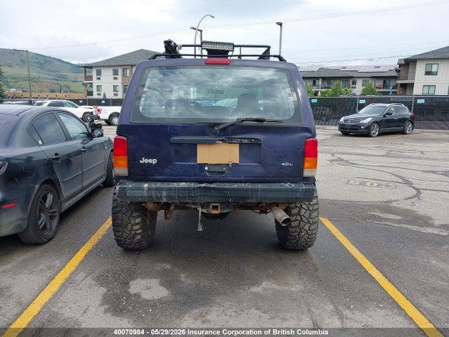 40070984 :رقم المزاد ، 1J4FJ68S1WL239462 vin ، 1998 Jeep Cherokee Sport/classic مزاد بيع