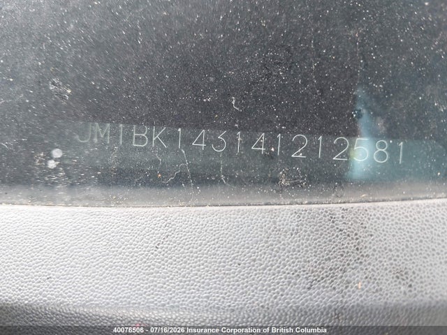 2004 Mazda 3 Hatchback მანქანა იყიდება აუქციონზე, vin: JM1BK143141212581, აუქციონის ნომერი: 40076506