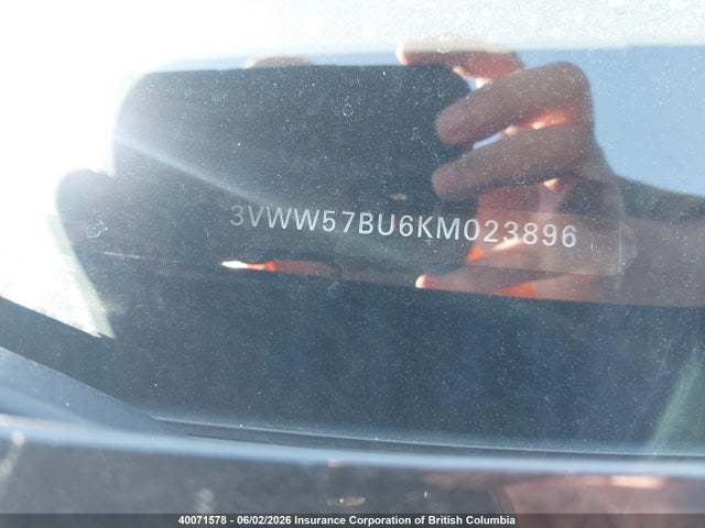 3VWW57BU6KM023896 Volkswagen Jetta Highline