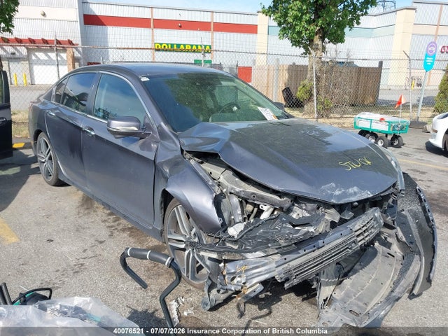 Honda Accord Touring 2017 1HGCR2F05HA805652 головне зображення