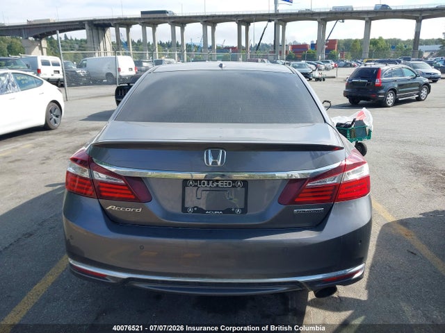 Продаж на аукціоні авто 2017 Honda Accord Touring, vin: 1HGCR2F05HA805652, номер лоту: 40076521