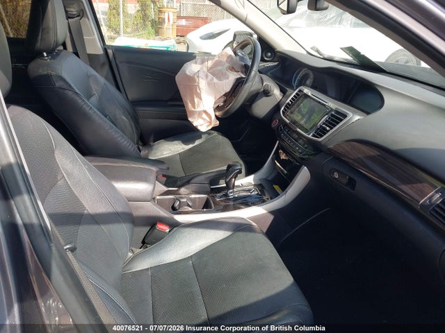 Продаж на аукціоні авто 2017 Honda Accord Touring, vin: 1HGCR2F05HA805652, номер лоту: 40076521